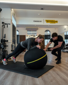 Max Sutton PT 1-2-1 session using Techogym training equipment